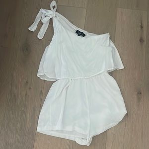 Lulus one shoulder white or navy romper XS
